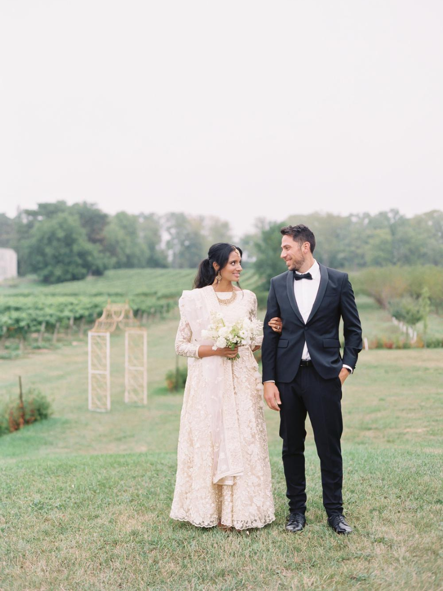 Bride & groom at Kurtz Orchards